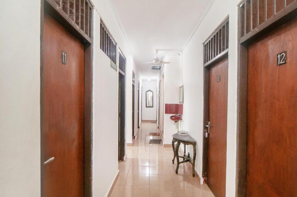 Oyo 2256 Danysa Guesthouse Jakarta Exterior foto